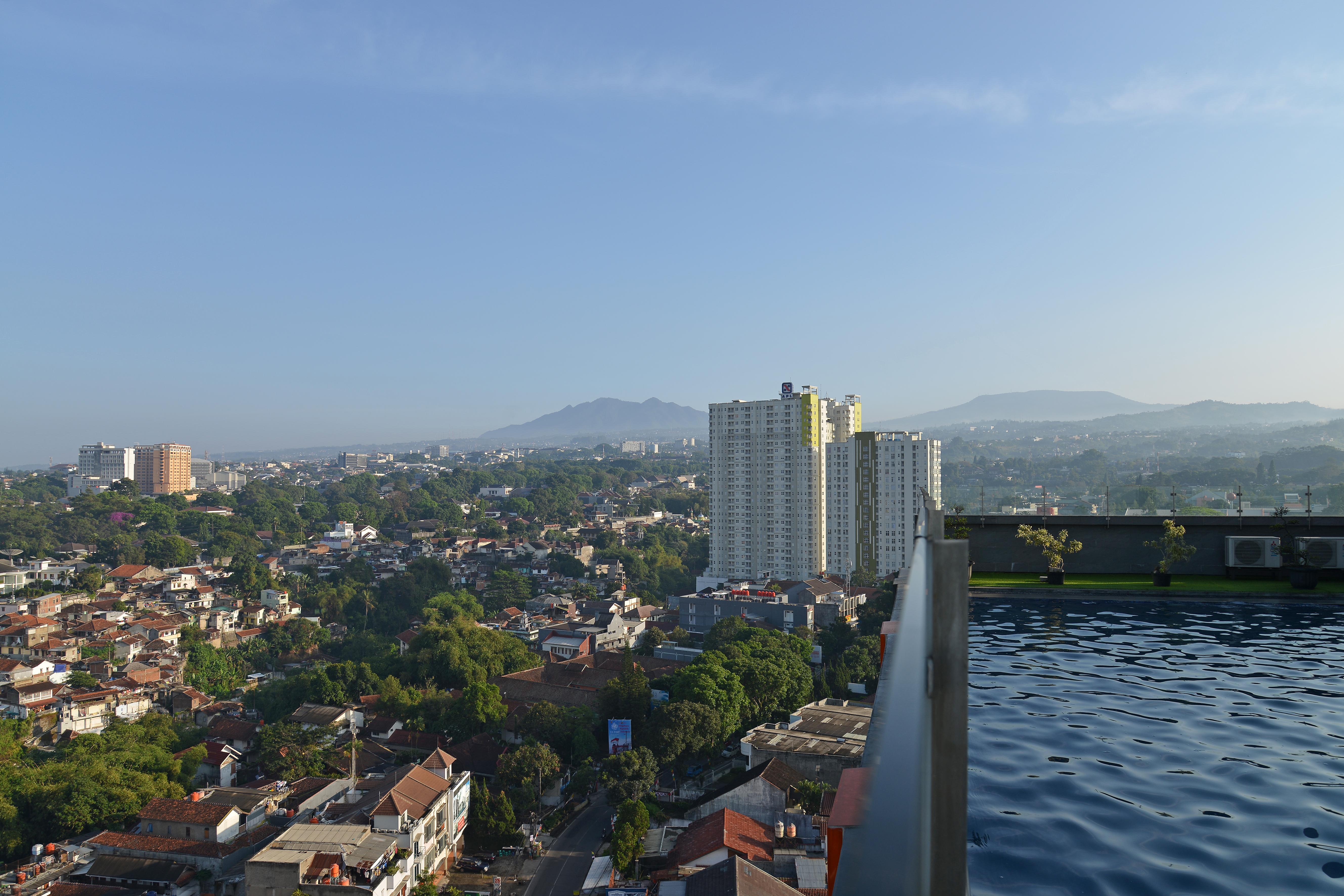 HARRIS Hotel&Conventions Ciumbuleuit - Bandung Exterior foto