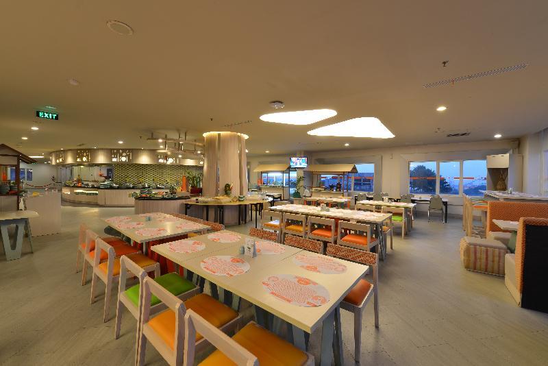 HARRIS Hotel&Conventions Ciumbuleuit - Bandung Exterior foto