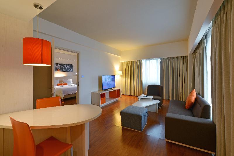 HARRIS Hotel&Conventions Ciumbuleuit - Bandung Exterior foto